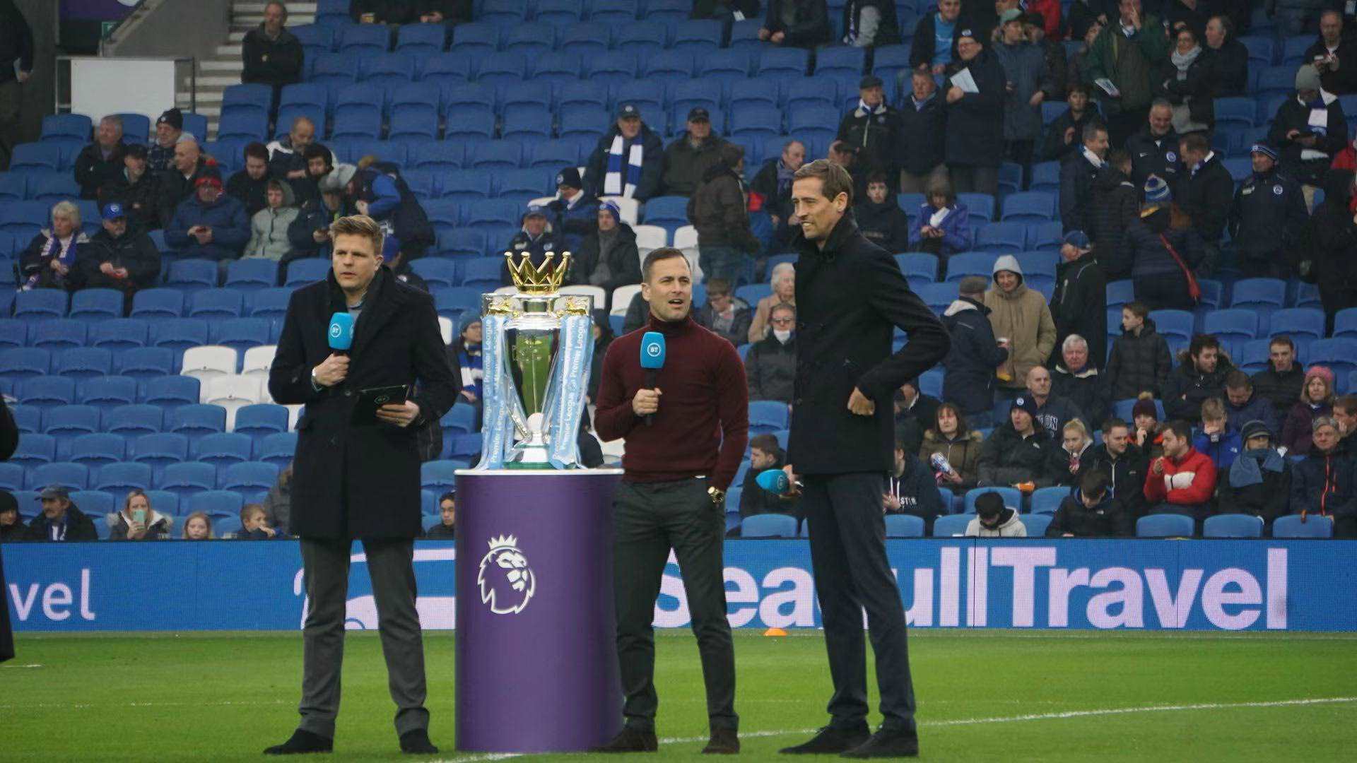 无论前方道 无论前方道